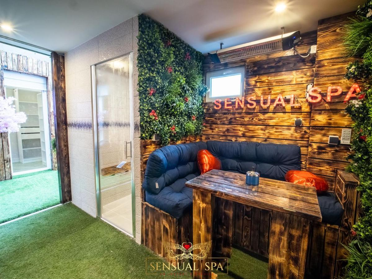Sensual Spa- Love Room Jacuzzi Hammam Terrasse ナンシー エクステリア 写真